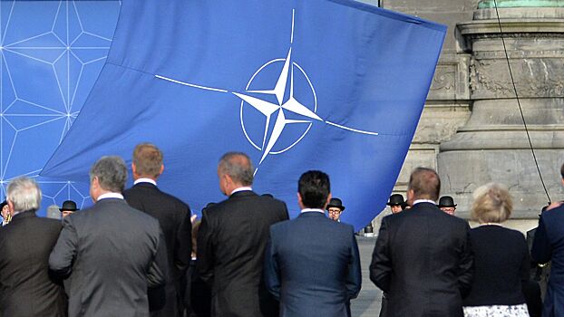 В НАТО сочли непрофессиональными офицеров, обсуждавших атаку на РФ