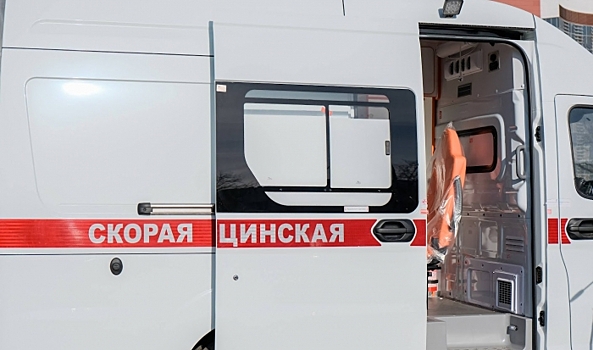 В Волгоградской области под окнами ЦРБ обнаружили труп мужчины