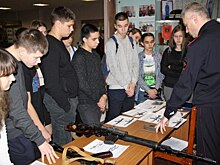 Школьники из СВАО побывали в окружном УВД на экскурсии