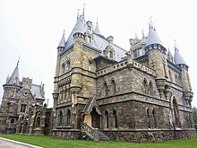 Самый необычный замок в России: видео