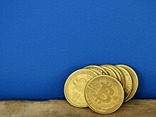 Курс криптовалют снизился после обращения конгрессменов США к SEC