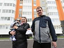 Долгожданное новоселье. СК «ЛенРусСтрой» достроила «чужой» объект и передала ключи дольщикам
