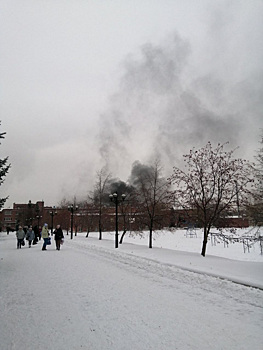 На железнодорожном заводе в Челябинске произошел пожар