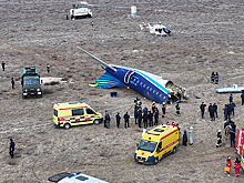 После крушения самолета Azerbaijan Airlines выжили по меньшей мере 32 человека