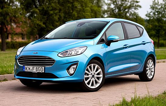 На продажу выставлен Ford Fiesta 2015 года с пробегом 5,8 тысячи км