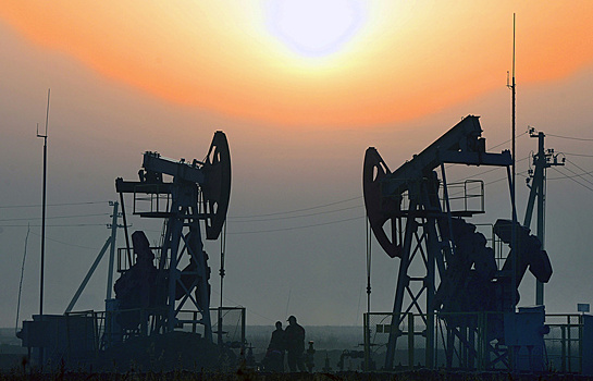 Иран подписал нефтяные соглашения с семью европейскими компаниями
