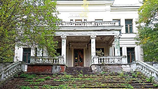 Что известно о «запасной» резиденции Сталина, которую выставили на торги