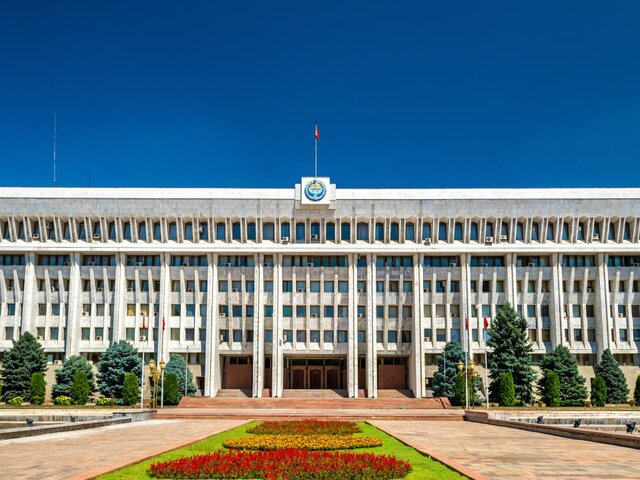 В Киргизии запретили менять отчество на матчество