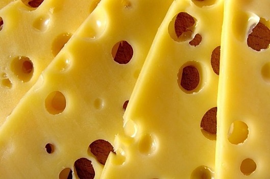 Эксперт рассказал, из чего складывается цена на сыр