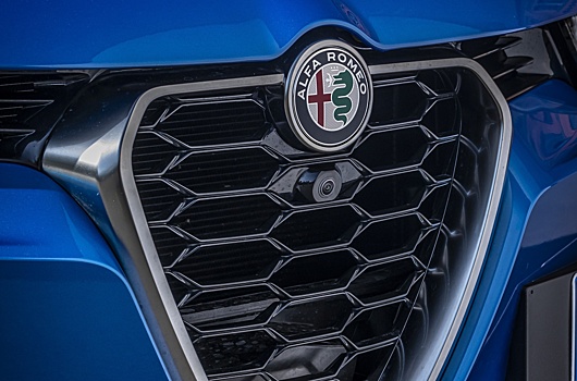 Электрический кроссовер Alfa Romeo: первые изображения