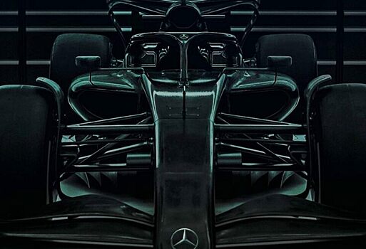 Mercedes интригует раскраской новой машины