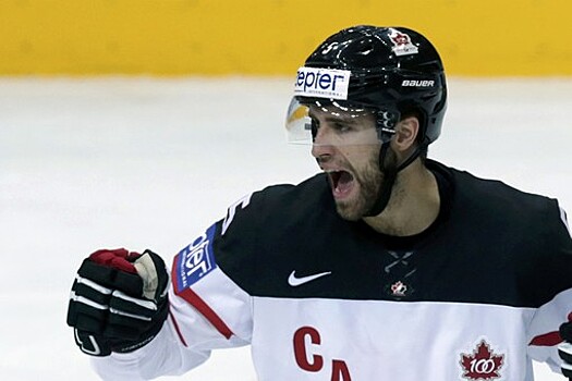 Канадский хоккеист Экблад назвал сборную России особенным соперником