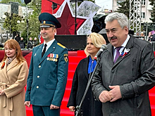 Спикер Госсовета Чувашии Леонид Черкесов поприветствовал участников юбилейного Парада дошколят и юнармейцев