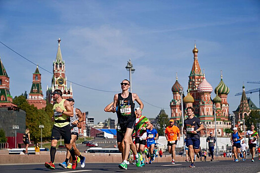 Полумарафон в Москве и Санкт-Петербурге: какой забег выбрать