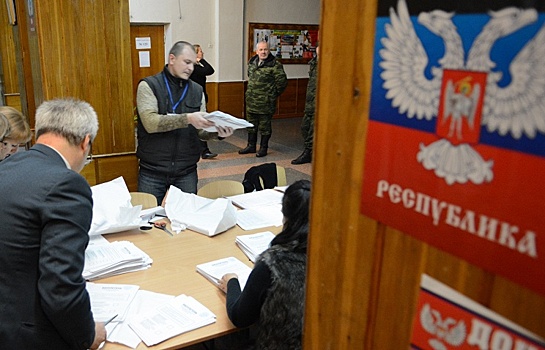 Порошенко приветствовал перенос даты выборов в ДНР и ЛНР