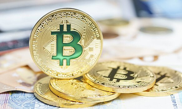 Биткоин готовится к штурму $50 000, не обращая внимания на внешние факторы