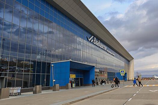 В аэропорту Владивостока задержали дебошира