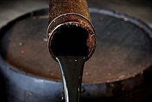 В России оценили риск обвала цен на нефть до 10 долларов