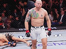 Эмметт – о популярности нокаута Митчелла: «Шесть лет назад я сказал, что хотел бы подраться с Гитлером. Потом интернет собрал все воедино. Это было дико»