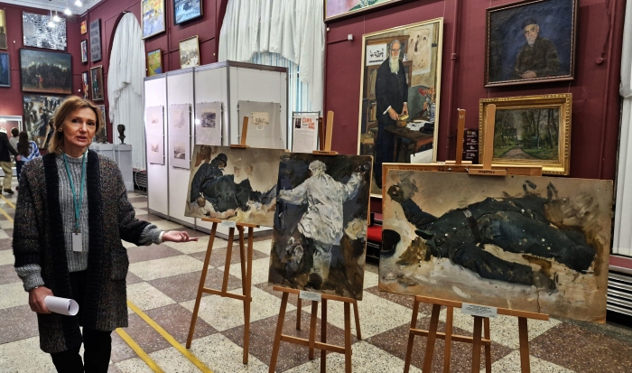 Победивший Сталинград на живописных полотнах и графических листах знаменитых художников