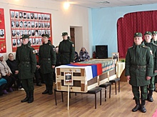 С погибшим на Украине Шамилем Гаязетдиновым простились в Краснооктябрьском районе