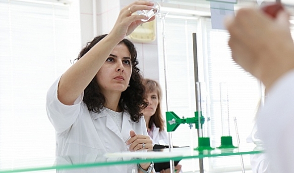 В Волгограде назовут лучшего химика-лаборанта