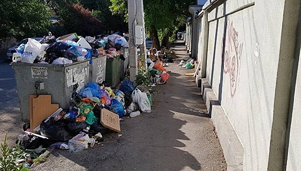 Глава Крыма поручил наладить работу по уборке улиц Феодосии до конца месяца