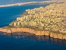 Число сделок на рынке новостроек Москвы за пять месяцев осталось на уровне прошлого года