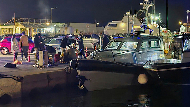 В результате столкновения патрульного судна с катером мигрантов погибли 14 человек