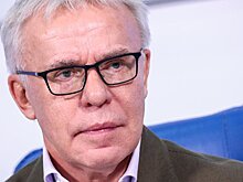 Фетисов об Олимпиаде: «Наши хоккеисты должны вернуться с флагом и гимном. Неправильно возвращаться в нейтральном статусе. По сути, нас приравнивают к беженцам, а это унизительно»
