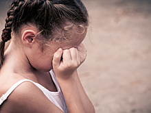 Дальний родственник изнасиловал четырехлетнюю девочку и бросил в туалете