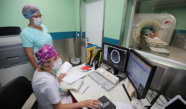 Волгоградские больницы пополняются молодыми врачами