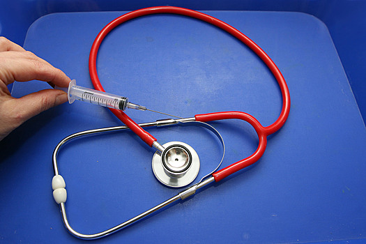 Ученые подтвердили, что снижение уровня холестерина защищает от деменции