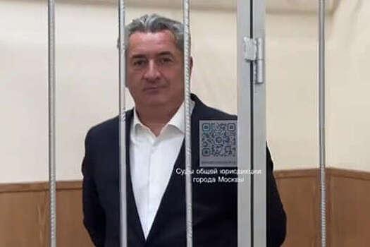 Бывший вице-премьер Башкирии пил кофе и хлопал во время оглашения приговора