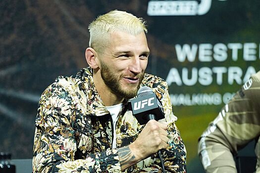 Дэн Хукер сообщил, когда хочет подраться с Арманом Царукяном