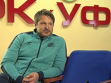Евсеев: "Пропустили три мяча от "Урала", но оплошности вратаря не было"