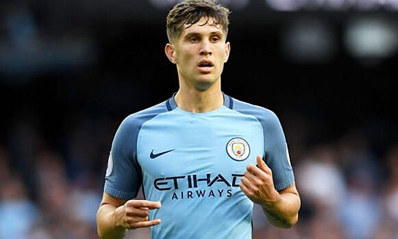 Ужасающие кадры с травмой Стоунза с матча "Вест Хэм" - "Манчестер Сити"