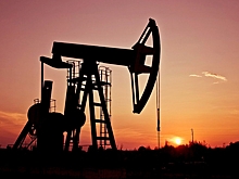 Восемь стран ОПЕК+ решили увеличить добычу нефти в декабре