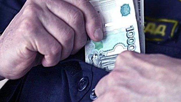 В Краснодаре полицейских подозревают в вымогательстве взятки