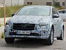 Mercedes-Benz испытывает модель с индексом EQB