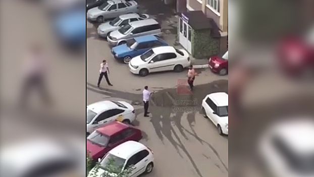 В Краснодаре полицейские ищут стрелка, устроившего стрельбу из травматического пистолета в Музыкальном микрорайоне