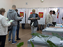 Регионы России выбирают губернаторов, местных парламентариев и депутатов Госдумы