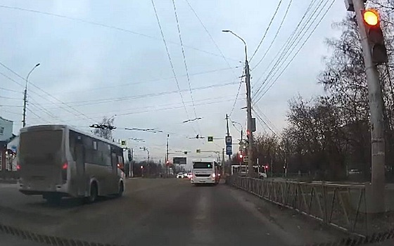 Госавтоинспекция проверяет водителя автобуса с рекордным нарушением ПДД в Рязани