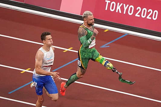 Прохоров завоевал золото в беге на 100 метров на Паралимпиаде