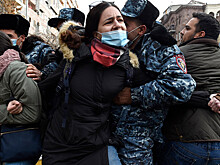 В Ереване задержаны 35 оппозиционеров, требовавших отставки Пашиняна