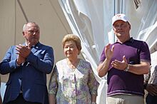 Алексей Орлов и Наина Ельцина пожелали успеха участникам соревнований по конкуру, которые проходят в Верхнем Дуброво