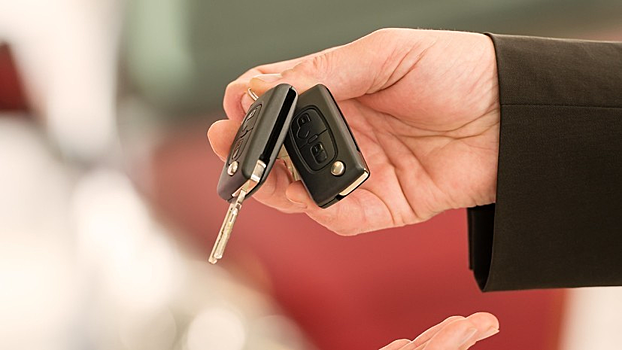 Эксперт прокомментировал предложение ввести электронные договора купли-продажи авто