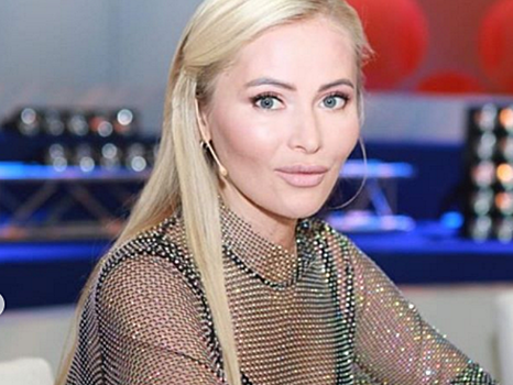 Дана Борисова отказалась возвращать одолженное платье за 150 тысяч рублей