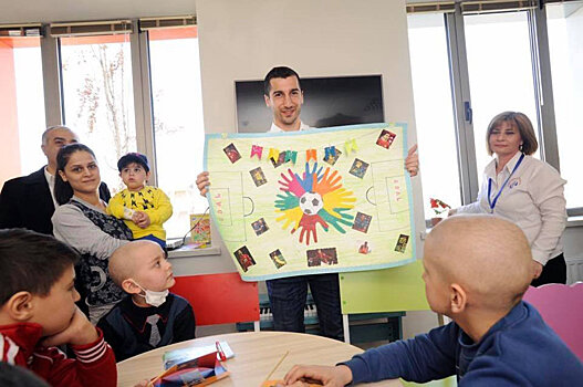 Армянские звезды спели в поддержку детей с онкозаболеваниями