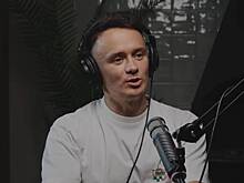 Живущий 12 лет в браке звезда Comedy Club дал совет семьям с детьми